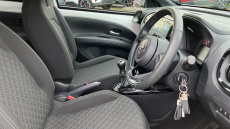 Toyota Aygo X 1.0 VVT-i Edge 5dr Petrol Hatchback